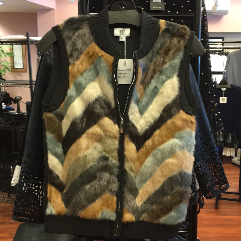 Ladies fur vest